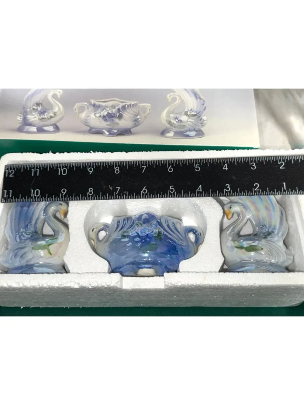 Lustre Vase 3-Piece Set Ceramic Swan Design Iridescent Finish Floral Detailing